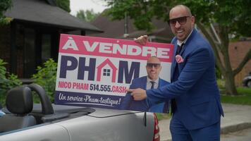 Nico Pham confronte un courtier immobilier