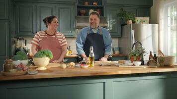 Oyez! Oyez! Abondance de fruits et légumes au marché!