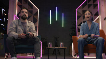 Mario Kart 8 Deluxe et Little Kitty, Big City avec Julianne Côté