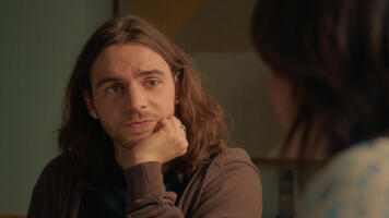 Légèrement âgées