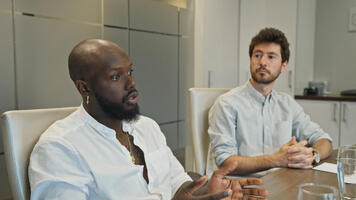 Passons aux choses sérieuses