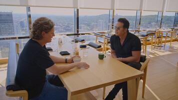 Combien ça coûte, le bonheur?