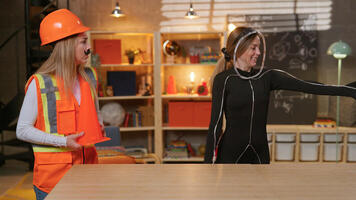 Je me débrouille pour... ne jamais perdre une partie de cachette dans le noir