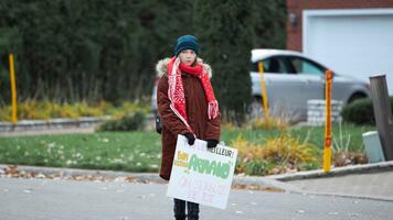 La fête est finie, je suis de retour